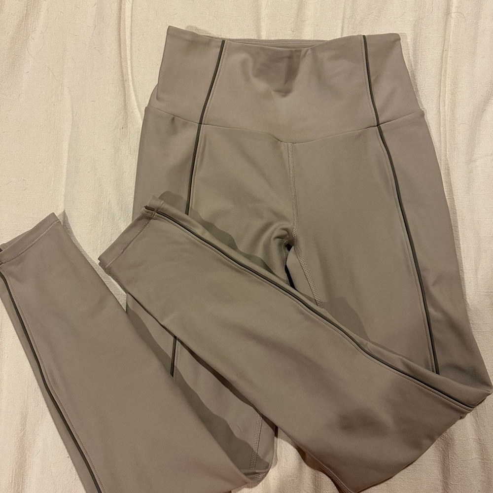 American eagle workout set